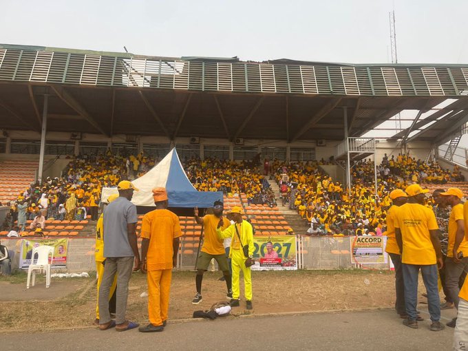 vira9ja's tweet image. MASSIVE TURNOUT AS SUPPORTERS FLOOD DECLARATION OF INTENT EVENT FOR ALHAJI ORIYOMI HAMZAT 🔥

#OriyomiHamzat #DeclarationOfIntent #PoliticalWatch #NigeriaPolitics #Vira9ja