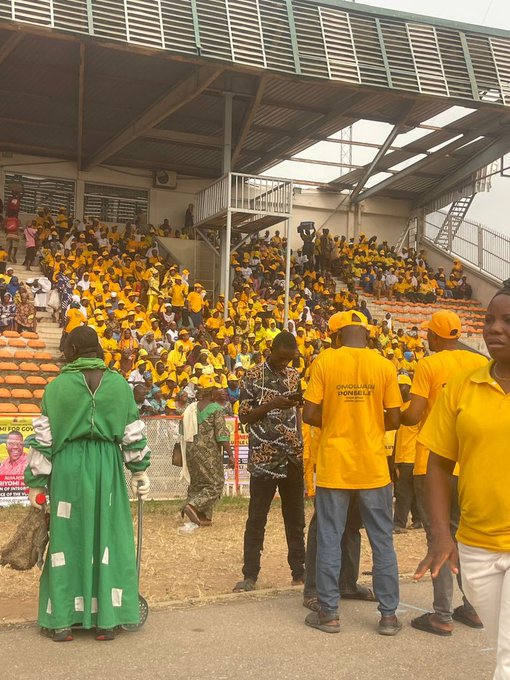 vira9ja's tweet image. MASSIVE TURNOUT AS SUPPORTERS FLOOD DECLARATION OF INTENT EVENT FOR ALHAJI ORIYOMI HAMZAT 🔥

#OriyomiHamzat #DeclarationOfIntent #PoliticalWatch #NigeriaPolitics #Vira9ja
