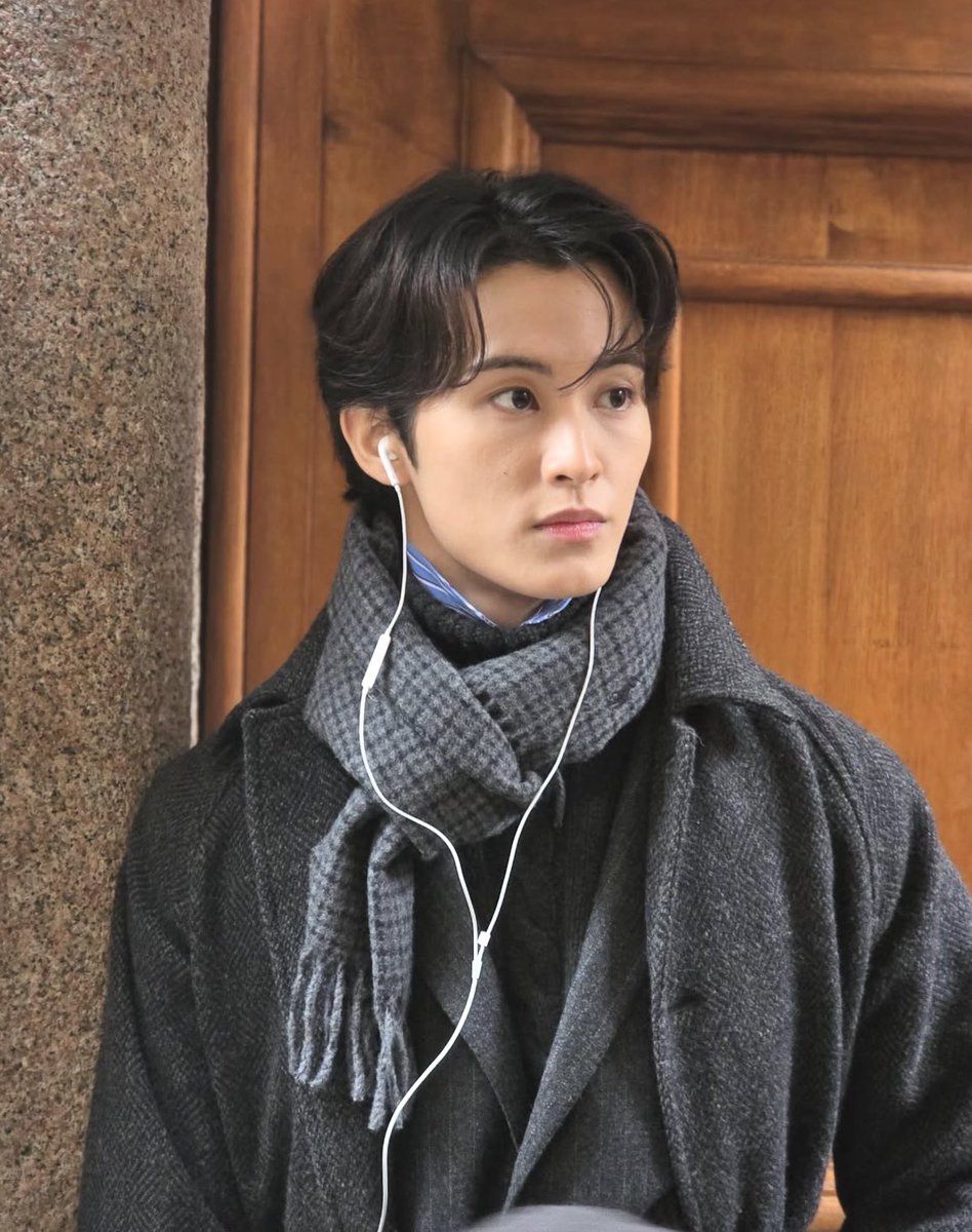 padileuw's tweet image. udah tau kalo gedenya bakal mantep, jadi pas masih anak-anak di kiss duluan☺️