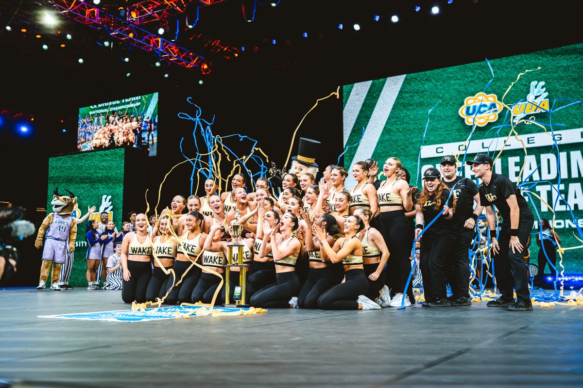 DemonDeacons's tweet image. NATIONAL CHAMPIONS!!🏆

Best Fan Experience in the NATION, congratulations to the Wake Forest Dance Team &amp;amp; the Wake Forest Marching Band🖤💛