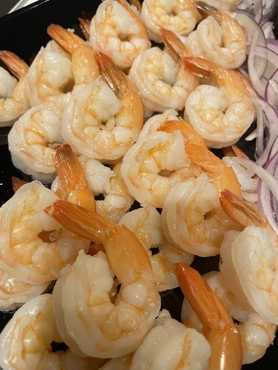 chan_nika116's tweet photo. ライブが楽しかったのでエビを食べます🍤 https://t.co/a5cOh6TGoH