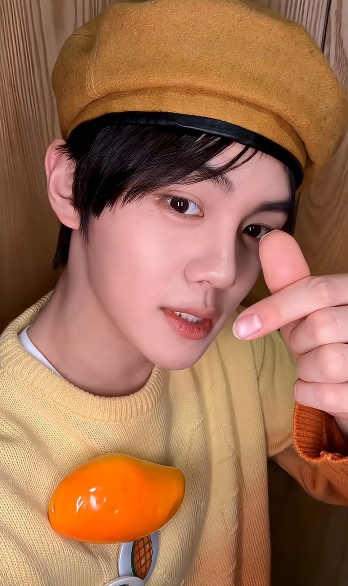 bing____g's tweet image. 아………………
너정말귀엽구나………………..🥭💛💛💛💛