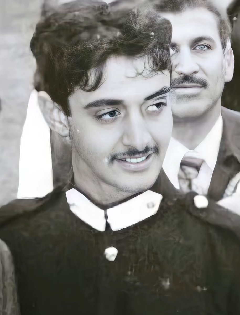 Marfeelo's tweet image. رماهْ الحاسدون بكُل عَيب
وعيبهْ أنْ حسنه لا يعاب.

#الشيخ_محمد_بن_زايد