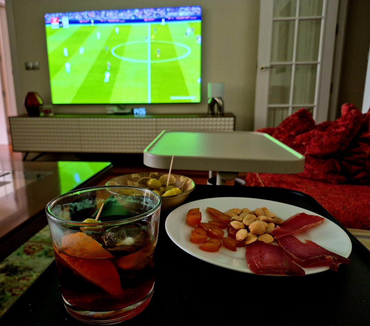 SpectrumNo1's tweet image. Preparado para demostrar mi descontento con el Madrid,   pitar a Vini, Bellingham y a Valverde... y gritar algún que otro "Florentino dimisión"🤬
Mi protesta es incuestionable😜