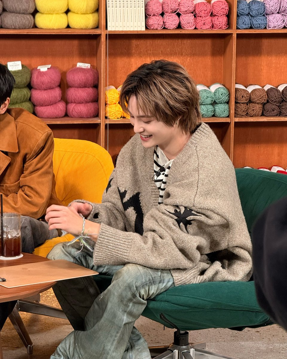 WayV_official's tweet image. more connection⛓

#YANGYANG
#HappyWayVDay
#WayV_7thAnniversary  
#威神V出道七周年快乐
#오래보자_웨이션브이_7주년
#WayV #威神V