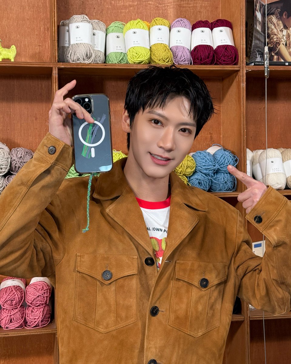 WayV_official's tweet image. Another bond with 💚

#TEN
#HappyWayVDay
#WayV_7thAnniversary  
#威神V出道七周年快乐
#오래보자_웨이션브이_7주년
#WayV #威神V