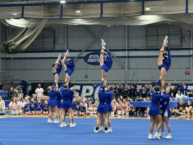 Amy Conway tweet media