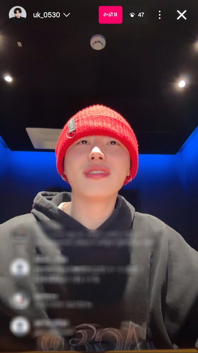 이 오빠 라이브에서 T2U 노래 불러주고 계신다..🥹
너무 좋다