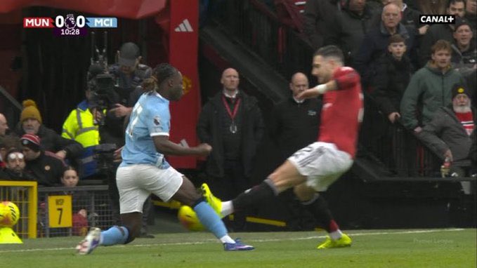 Chris Johnson tweet media