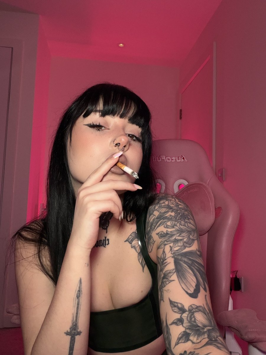 Catherinetarloyonly tweet media