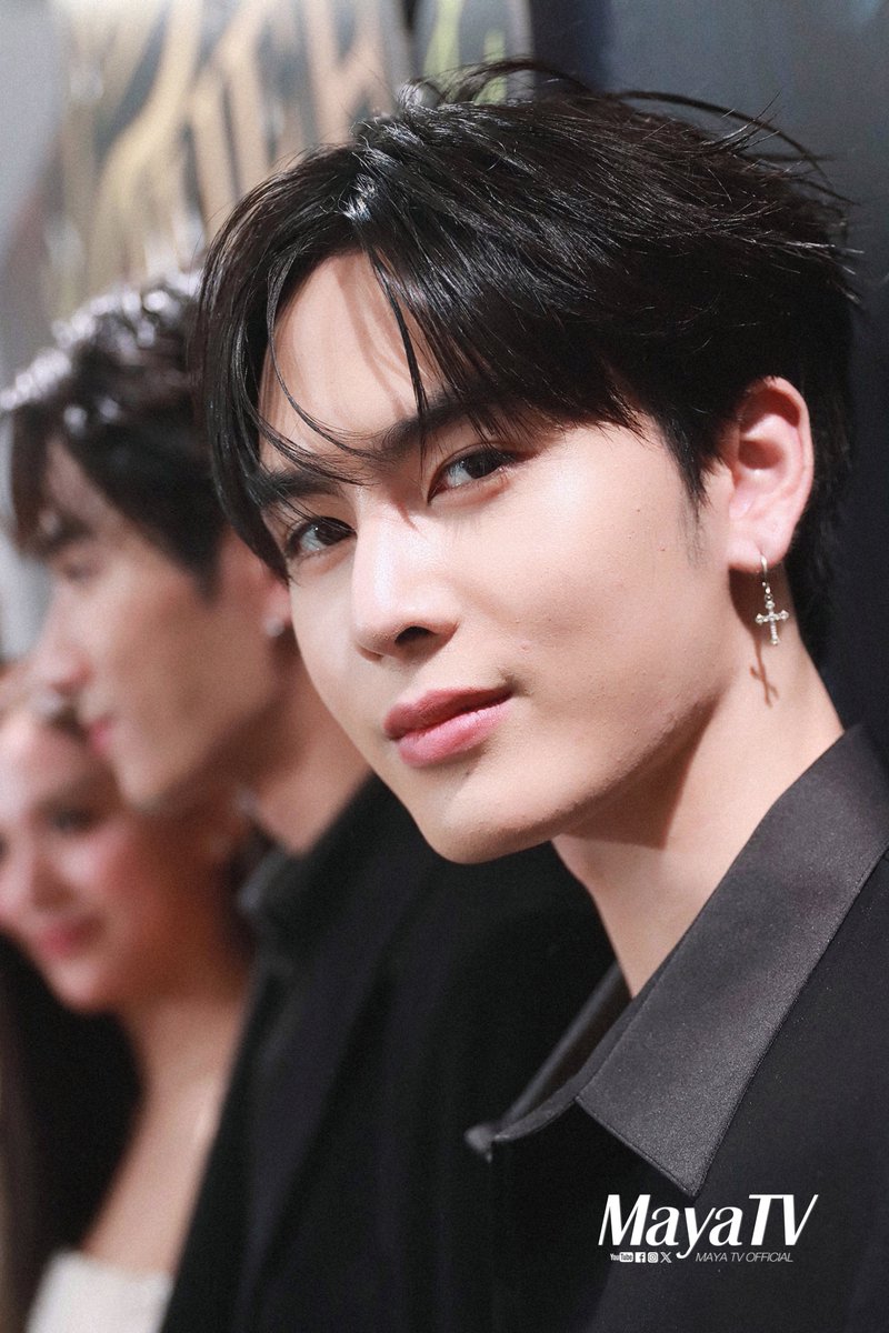 mayaonline2002's tweet image. Snapshot #MAYATVOFFICIAL | เพิ้ดเพิ้ด #PerthTanapon ตาต้า #Santapp ร่วมให้สัมภาษณ์ก่อนส่งท้ายความสนุกกับ #MeAndTheeSeriesFinalEP

Int.📽🔗youtube.com/live/ucOjinSF9…

#PerthSanta #เพิร์ธแซนต้า