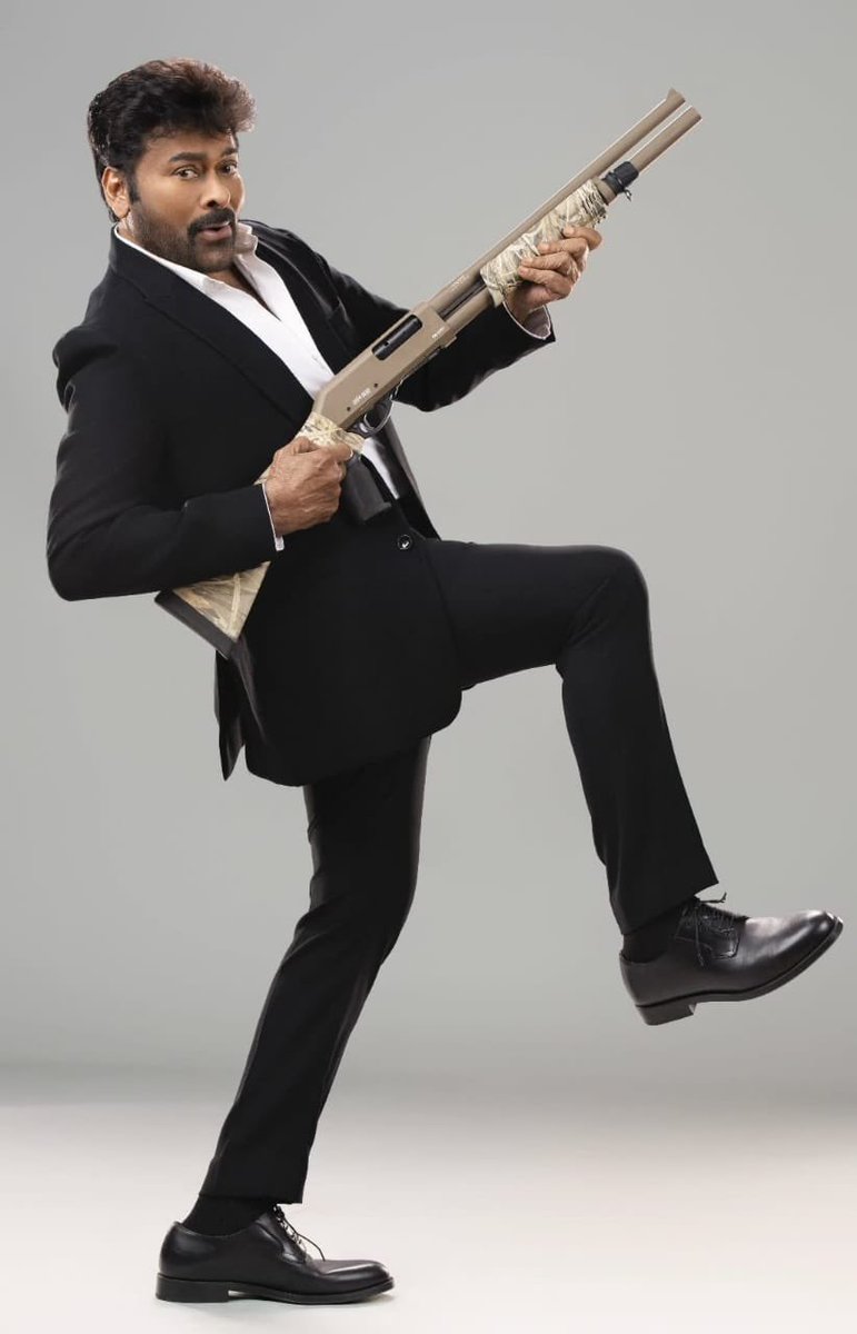 SivaMallala's tweet photo. #ManashankaravaraPrasadGaru
Photoshoot Stills💥🎬😍
#BlockBusterMSG @KChiruTweets @AnilRavipudi @CatherineTresa1 #MSGBlockBuster #MegastarChiranjeevi https://t.co/kl6GaaXsic