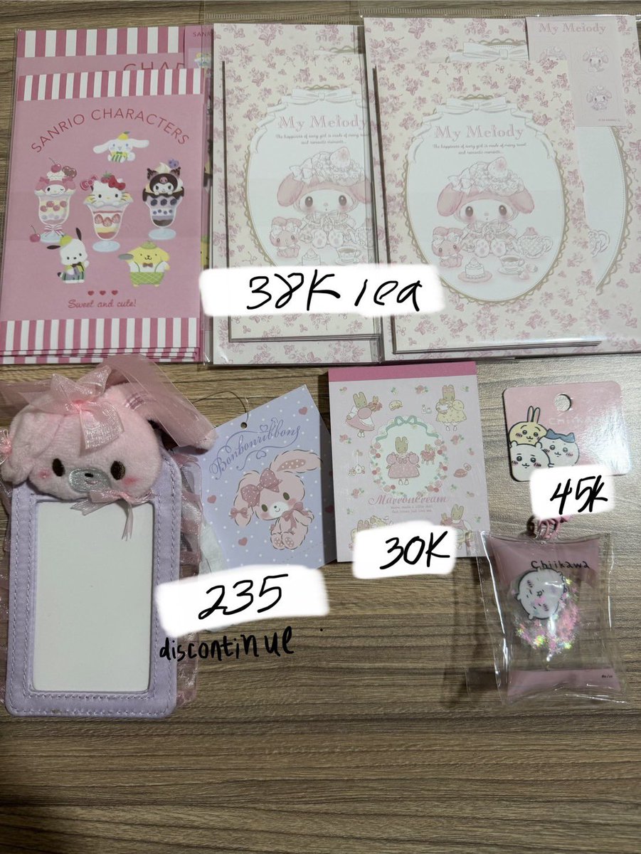 mesqueraded's tweet image. w t s