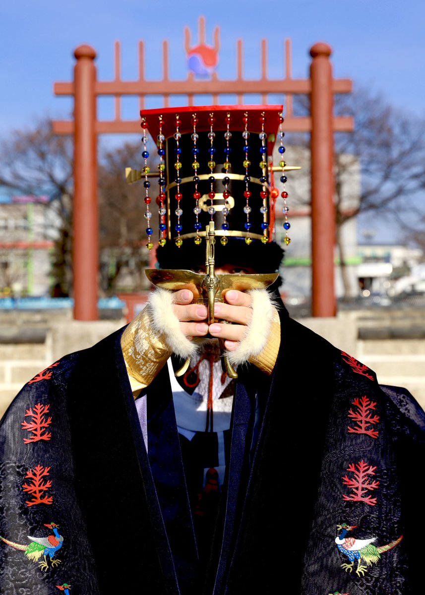 soonsoohandog's tweet image. 한잔올립니다