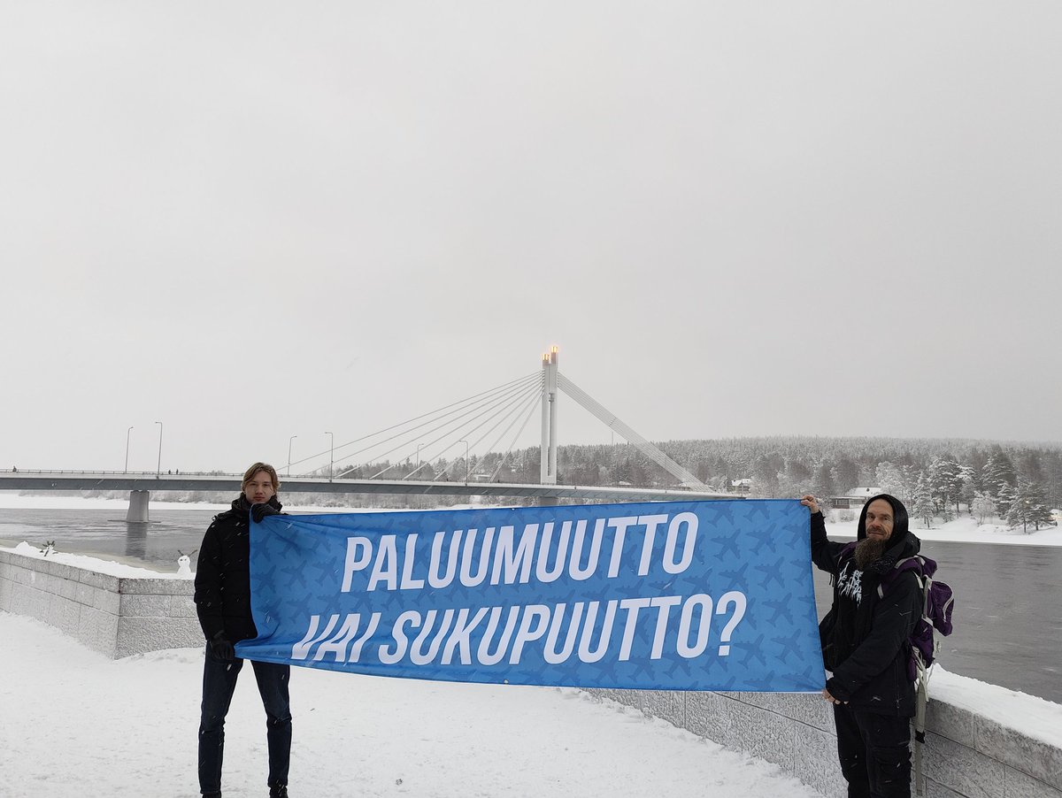 Sinimusta Lappi tweet media