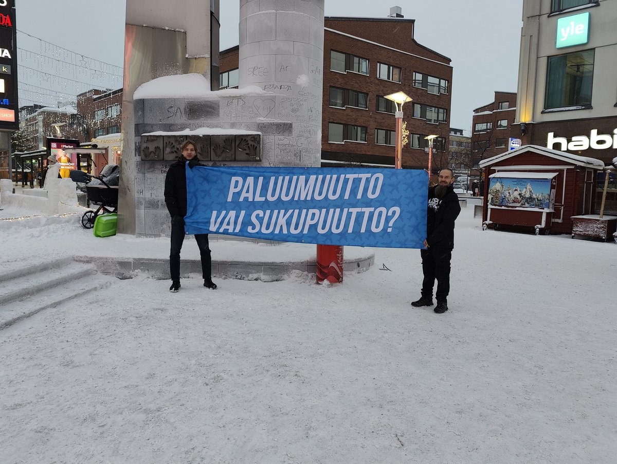 Sinimusta Lappi tweet media