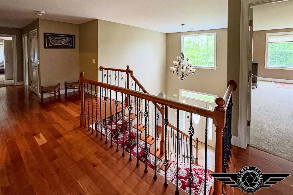 We are leaders in aerial AND traditional interior and exterior Residential Real Estate Photography/Cinematography.

A locally owned Vermont business with 100% Vermont-based staff.

Vermont Drone is based in Williston, Vermont, and employs full-time Vermo… ift.tt/1wIxBtm