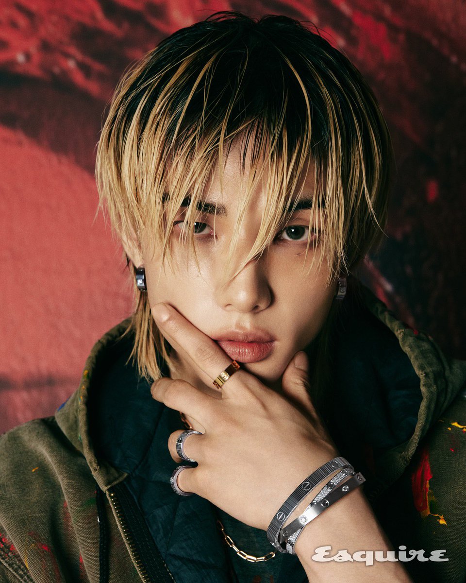 spearhyunnie's tweet image. hyunjin instagram update!