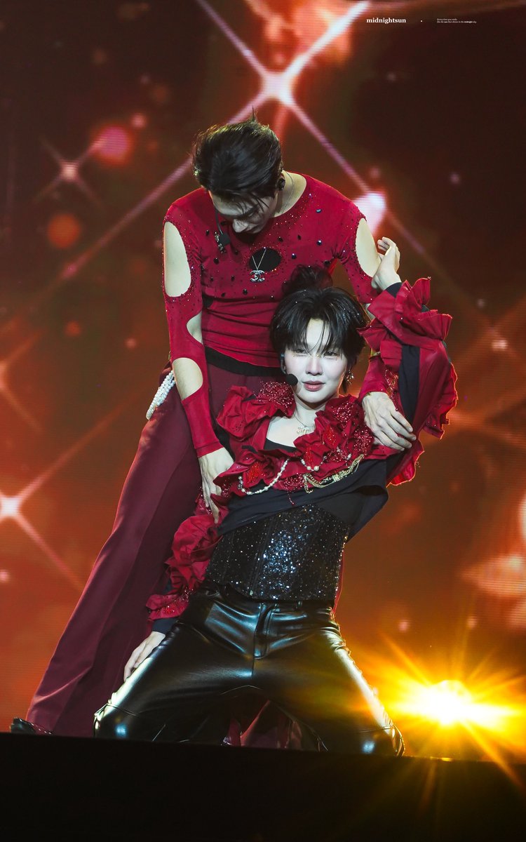 midnightsunq's tweet image. ไฟไหม้อิมแพค 

KNP TFO CONCERT
#KhemjiraConcertDay1