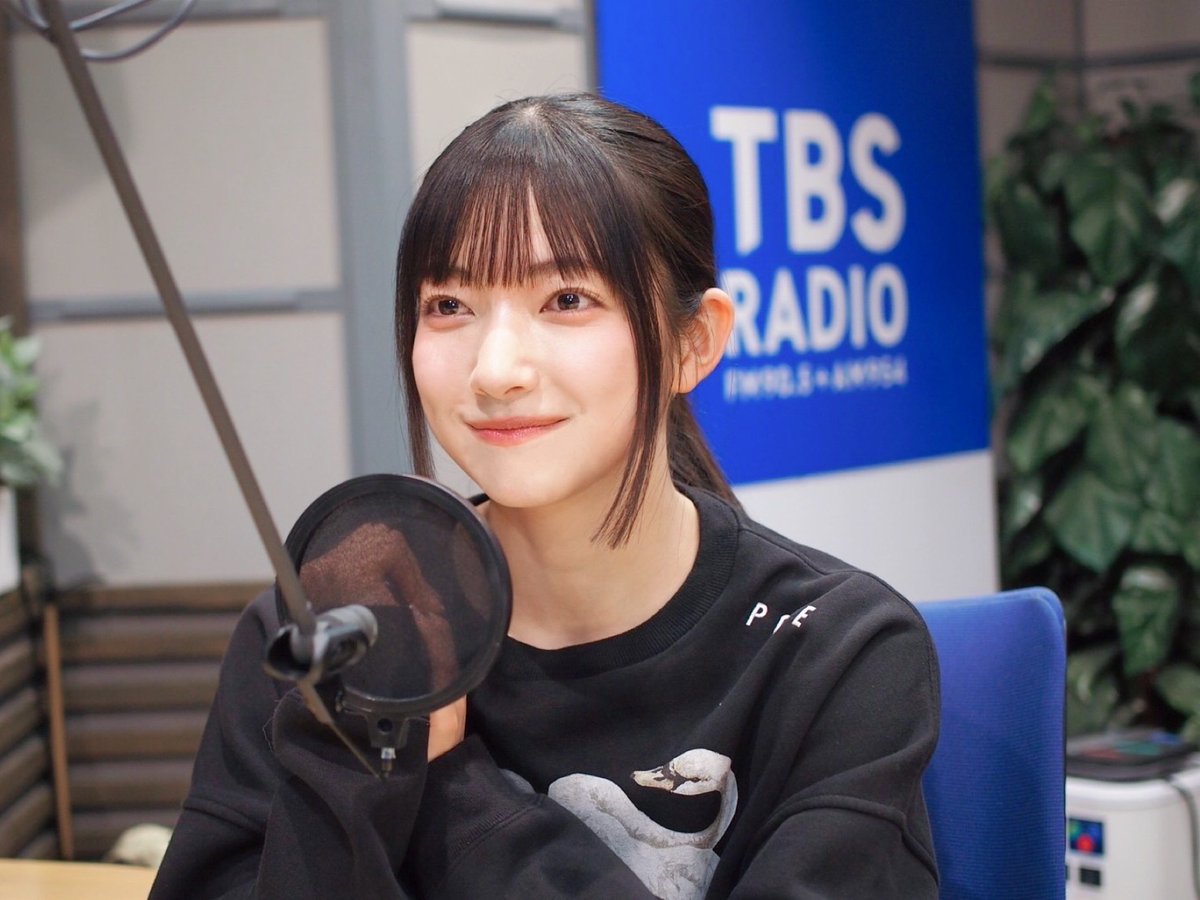 radio_talkabout's tweet image. 櫻坂 #トークアバウト 放送中💫

まずはコレ!!
部長おすすめの ジブリ作品は

✍🏻2010年公開
『借りぐらしのアリエッティ』

🗣️#山﨑天
\ 推しキャラは、アリエッティの父!! 
　借り上手で..渋くて..声も良くて🥹 /

熱量が溢れ、続きは来週に持ち越し.ᐟ.ᐟ

#櫻坂46 #大園玲
radiko.jp/share/?sid=TBS…