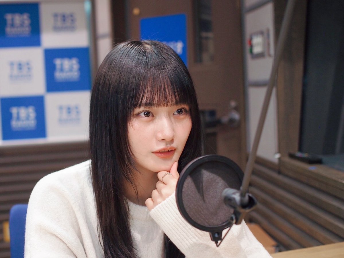 radio_talkabout's tweet image. 櫻坂 #トークアバウト 放送中💫

まずはコレ!!
部長おすすめの ジブリ作品は

✍🏻2010年公開
『借りぐらしのアリエッティ』

🗣️#山﨑天
\ 推しキャラは、アリエッティの父!! 
　借り上手で..渋くて..声も良くて🥹 /

熱量が溢れ、続きは来週に持ち越し.ᐟ.ᐟ

#櫻坂46 #大園玲
radiko.jp/share/?sid=TBS…