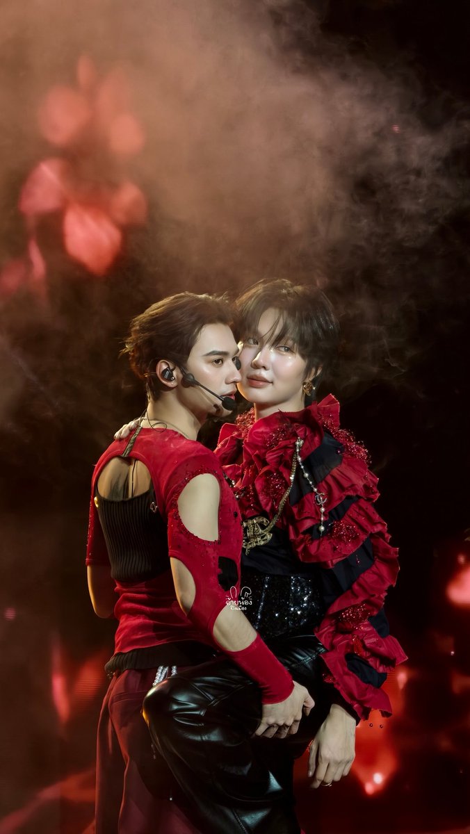 18LKQ's tweet image. กูให้ที่ 1