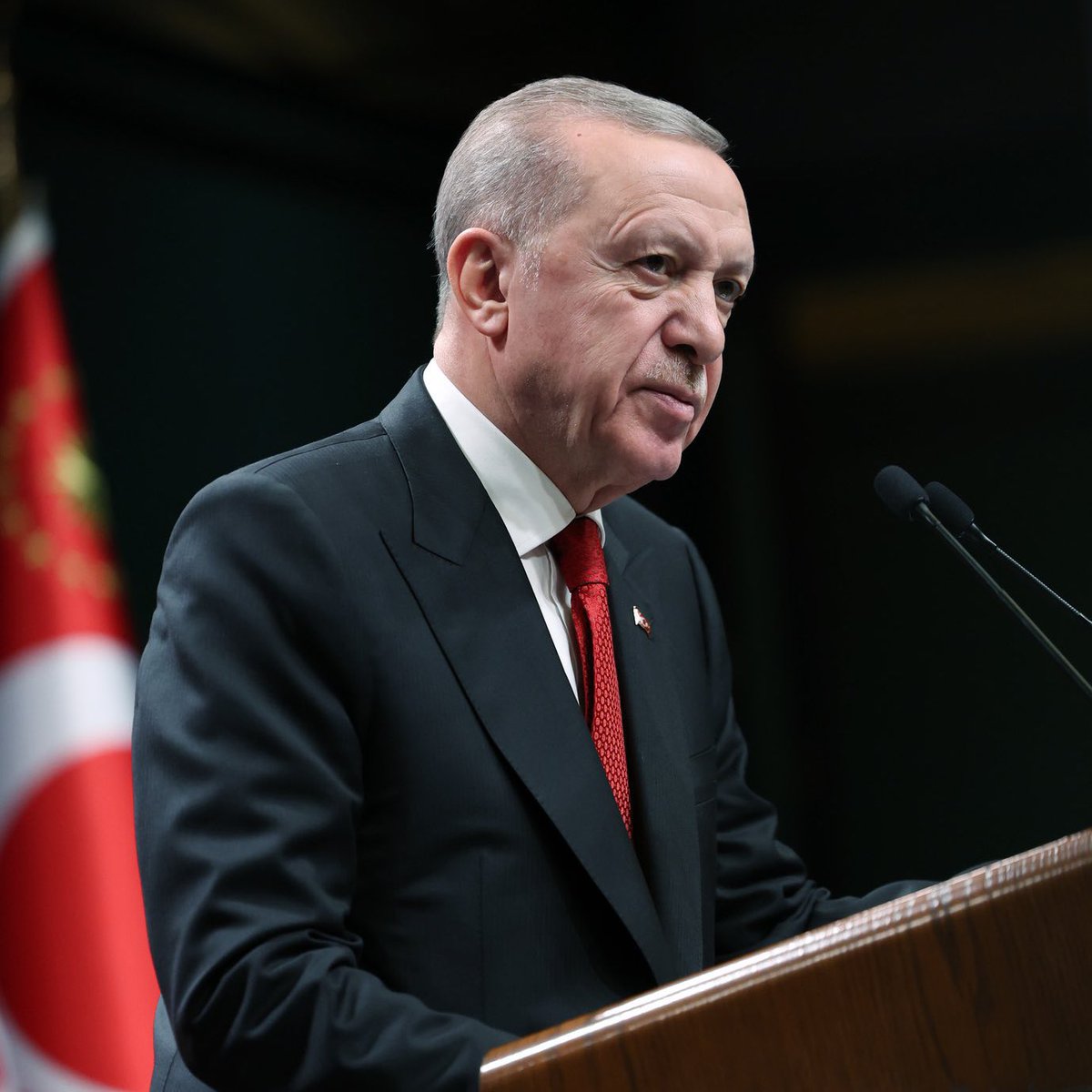 Cumhurbaşkanı Erdoğan: "İnsanımızı bataklığa sürükleyen sanal bahis ve kumar belasının kökünü kurutmak için kapsamlı bir eylem planını uygulamaya koyduk."