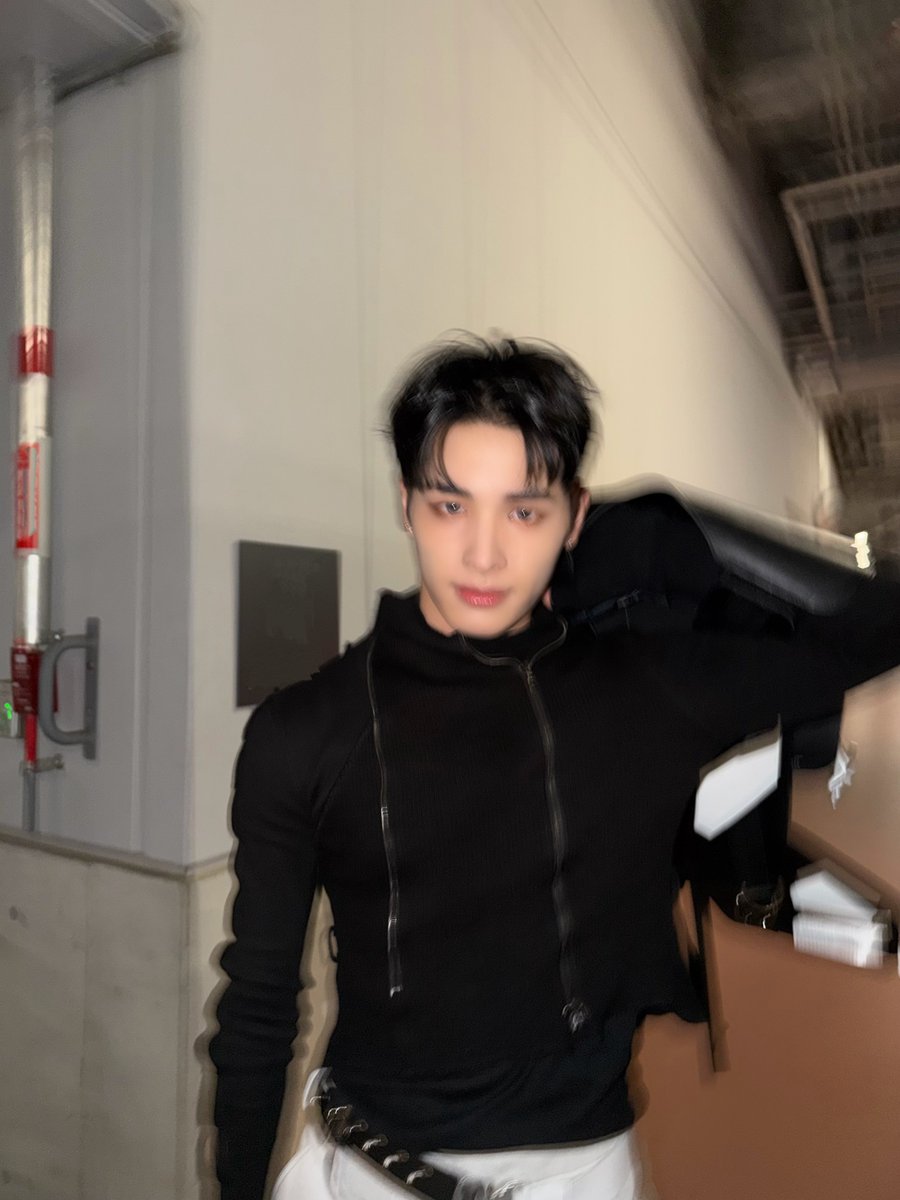 🐻‍❄️💭 [260117 - 20:06KST] (1/2) : *📸x7* : A present〜 : I