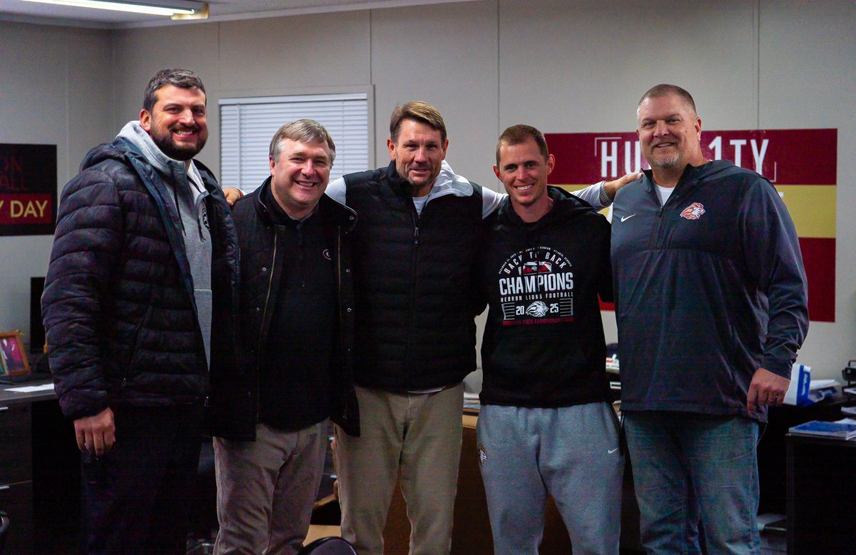 Michael Davis tweet media