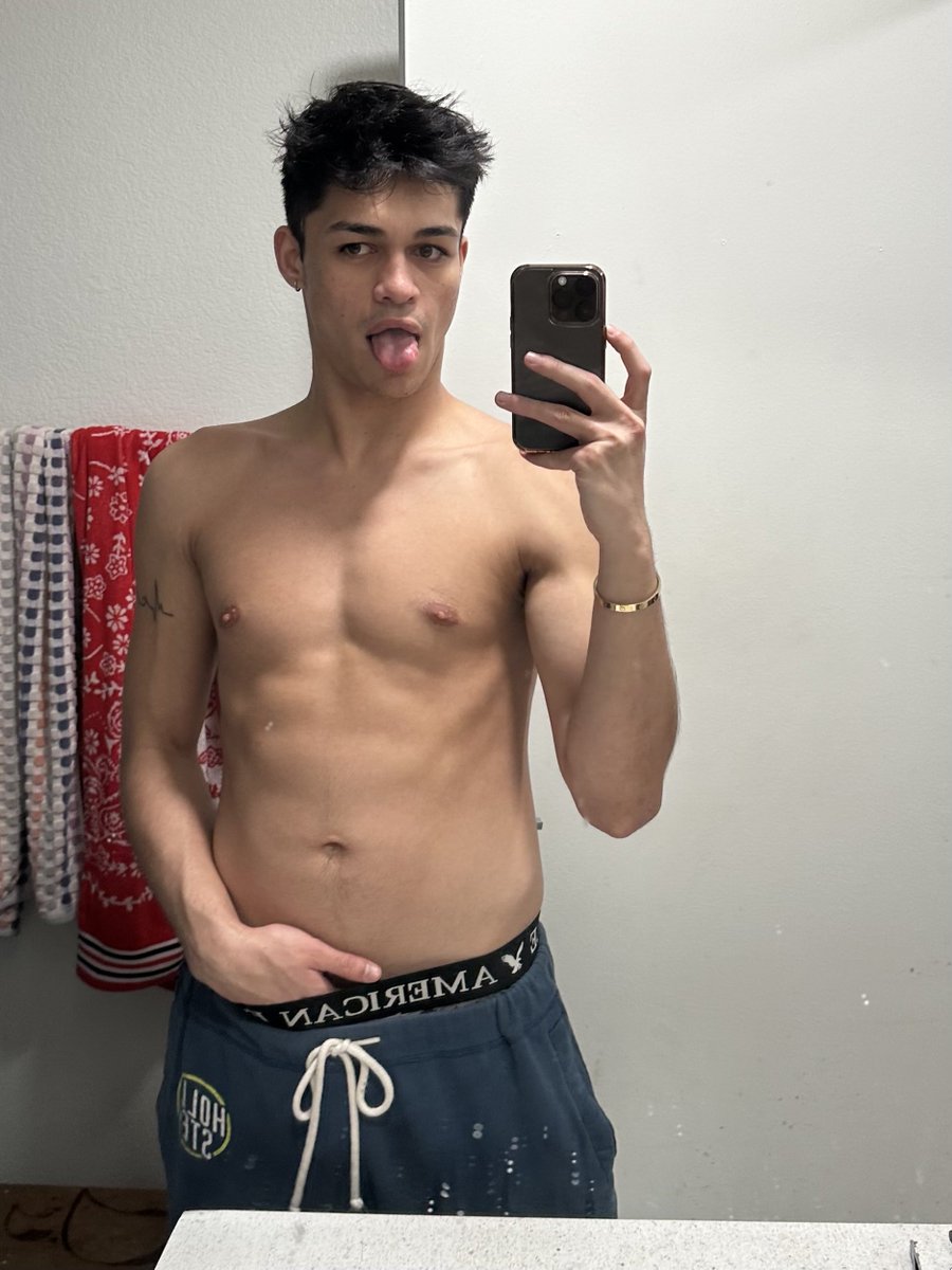 Jason (75 off) tweet media