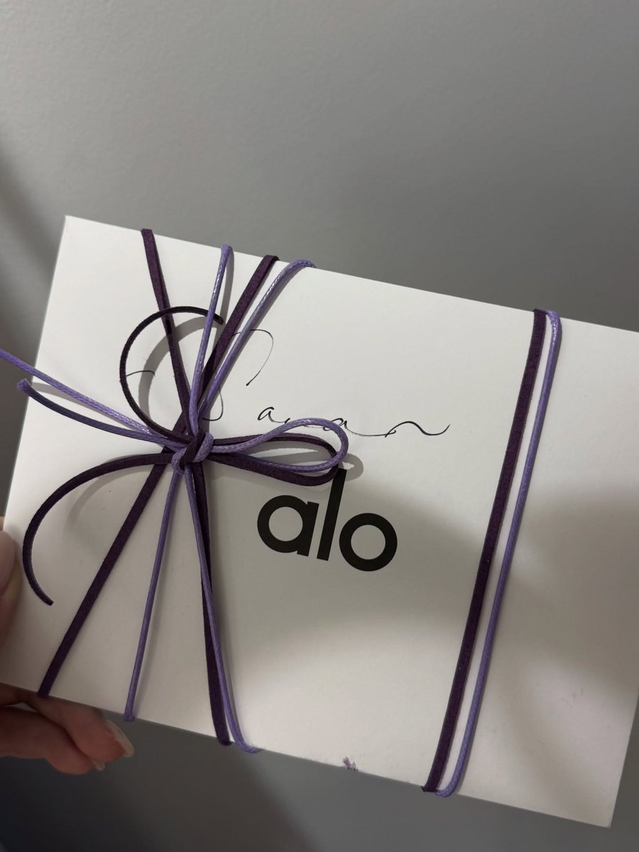 Minatwozaky's tweet image. Eat it up! – alo