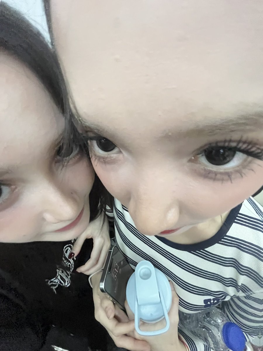 yolochari's tweet image. Happy happy happyyyy🫶🏻🦌💐💌
#JaoyingWorld #Jaoyng