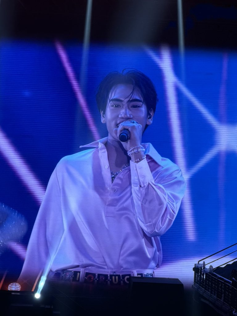 Copper_phrt16's tweet image. วันนี้ปังเก่งมากก congratulations on your success na kub🍞✌🏻
วันนี้ทำช่อขนมปังมาฝากเผื่อหิวนะะ เปอร์คอยเป็นกำลังใจให้อยู่นะครับ~

KNP TFO CONCERT
#KhemjiraConcertDay1