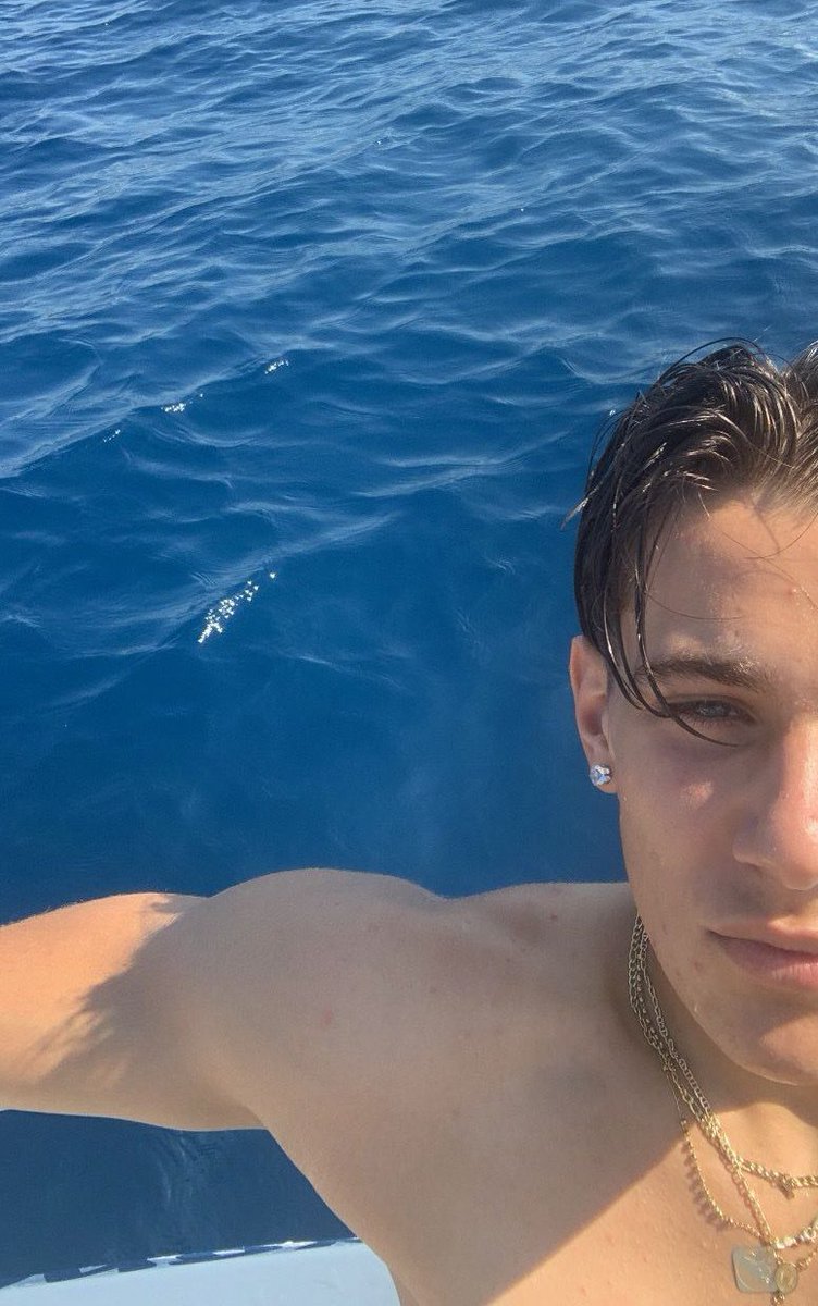 chiefGG9's tweet image. Missing summer