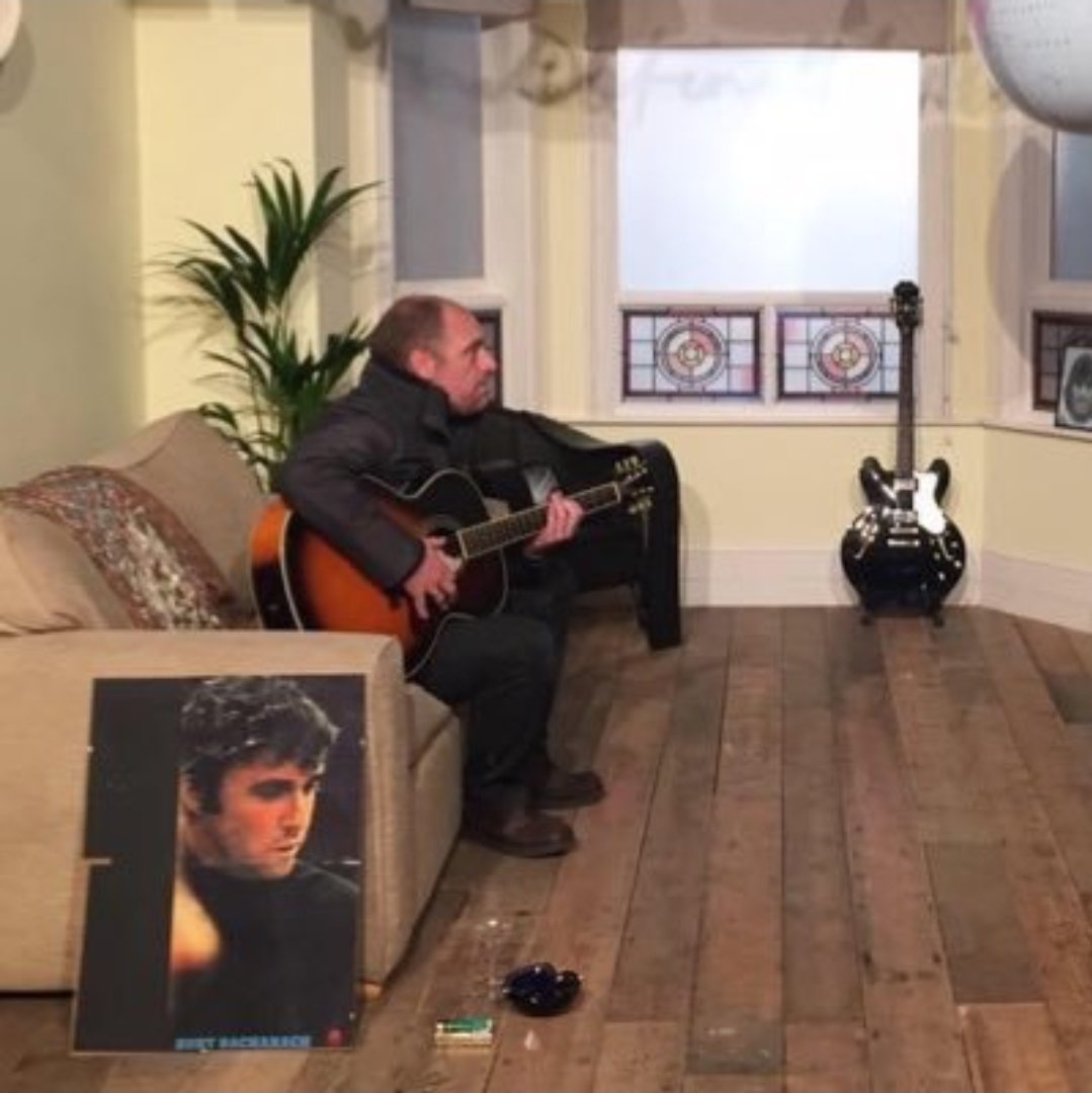 PreviouslyHand1's tweet image. Hahahahaha this website, man 😀😀😀😀