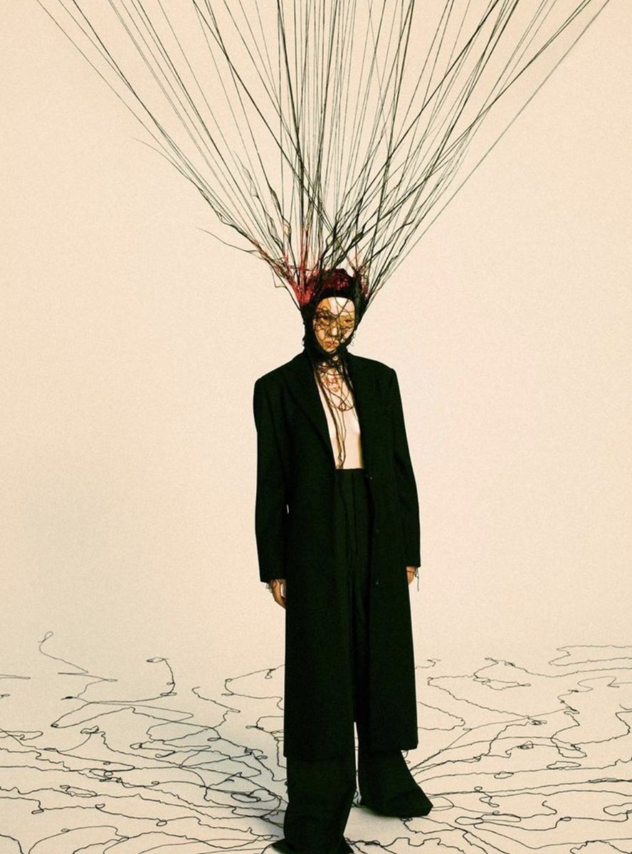 Describe how you feel. 
There's always so much accessing our brains at any given time, tethering us to incomplete tasks, expectations and anticipating the future. 

Credit: telyoshi yasuda