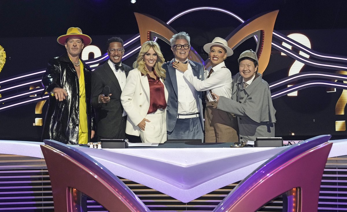 MaskedSingerFOX's tweet image. I'm still thinking about Rita holding that snake like it was nothing! 🐍 #TheMaskedSinger #FearFactor : House of Fear