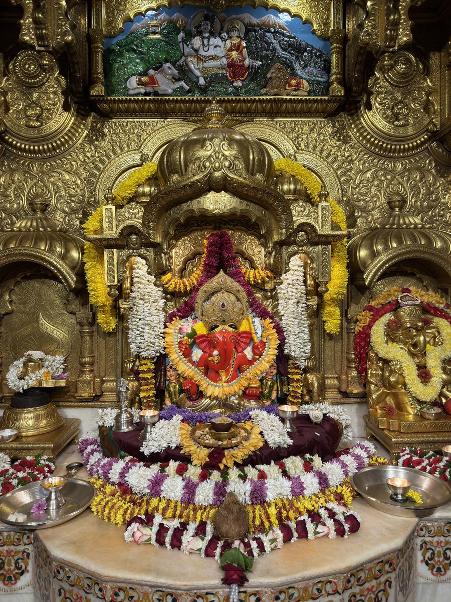 🙏 गणपती  बाप्पा मोरया 🌺मंगलमूर्ती मोरया 🙏१७/०१/२०२६
🙏Ganapati Bappa Moraya 🌺 Mangalmurti Moraya  🙏17/01/2026