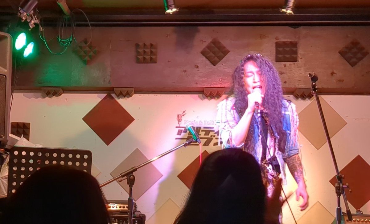 ka666_hrhm's tweet image. W Rock Party Radio、リアルイベントは初参加だったけど、いつものワチャワチャが生で見られて楽しかった！トークに加えて、若様生ギター、キャプテン生歌、若様生歌、ArmagelionやValentinoからのメッセージも見られたし、参加できて本当に良かった🤘
#wrpr