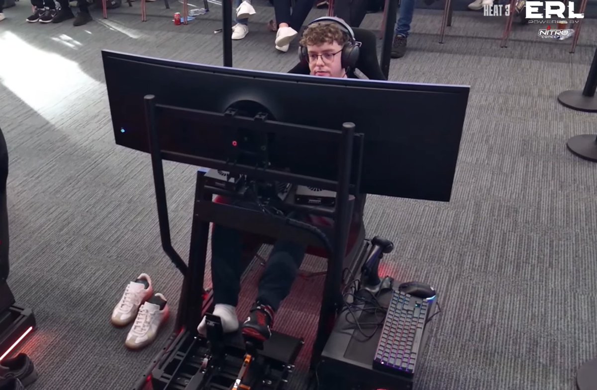 VCO 🕹🏎 tweet media