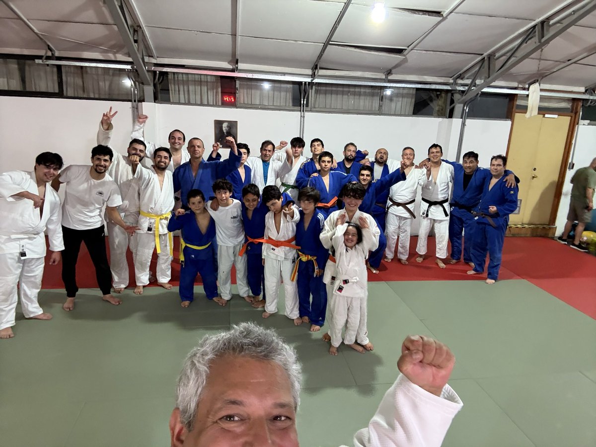 javalenzuelaa's tweet photo. Quieres conocer y aprender Judo?

Ven a practicar con nosotros, no te arrepentirás.

Somos #Judofamilia♥️🥋

Contacto +56985970059 https://t.co/ggepNSIDbb