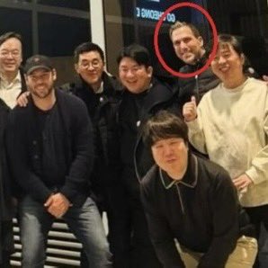 NJZBAM2's tweet image. Camilla Sterling died in a hotel room after meeting with her boyfriend David Bolno (COO of HYBE America)

Bolno lied about their relationship, but later confessed when Camilla’s friends testified that they were dating. 

Her body was discovered 4 hours after Bolno left the room.