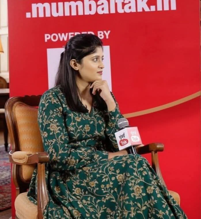 RRRSpeaks's tweet photo. कलम तिचे तलवारीसारखे ,शब्दात तिच्या धार आहे ,
सत्यासाठी लढणारी ती, विचारांची मशाल आहे ,
सत्तेच्या गराड्यातही जी झुकल��� नाही , अशा निर्भीड अनुजा चा महाराष्ट्राला अभिमान आहे....

@AnujaDhakras21 ....🖤♥️🥂 https://t.co/oSVivWbwFd
