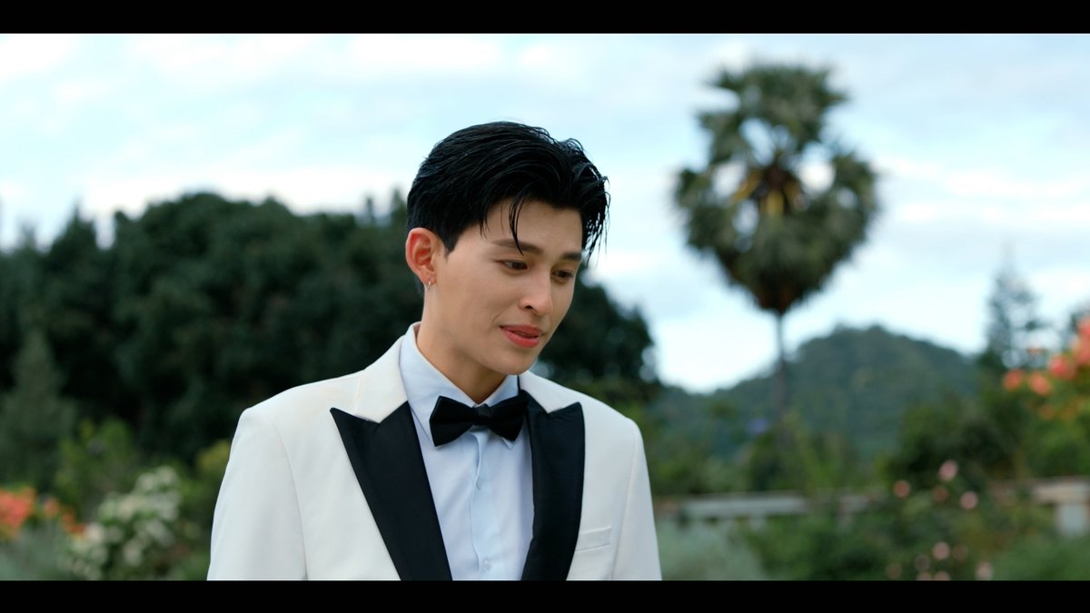 GMMTV's tweet image. "Call me daddy"

P'Kian!!!! 🫠💞 ของขวัญสุดพิเศษจากพี่เคียนน่ารักมากกกกก 
#MeAndTheeSeriesFinalEP
@ppnaravit @phuwintang