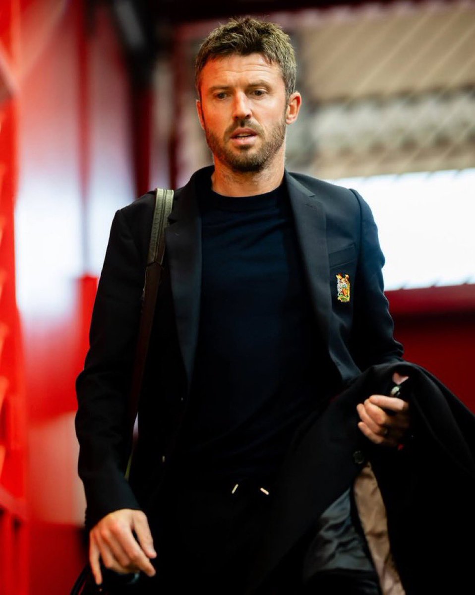 FrankEra_'s tweet image. Michael Carrick has managed 4 interim matches for Manchester United.

In those games, he’s beaten Pep Guardiola, Mikel Arteta, Unai Emery, and drawn to Thomas Tuchel.

A young coach with a huge future in the game. Thank you for this day, gaffer. ❤️