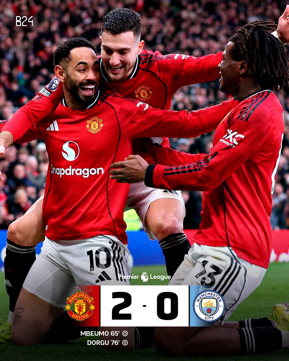 B24PT's tweet image. Manchester is red! 🔴