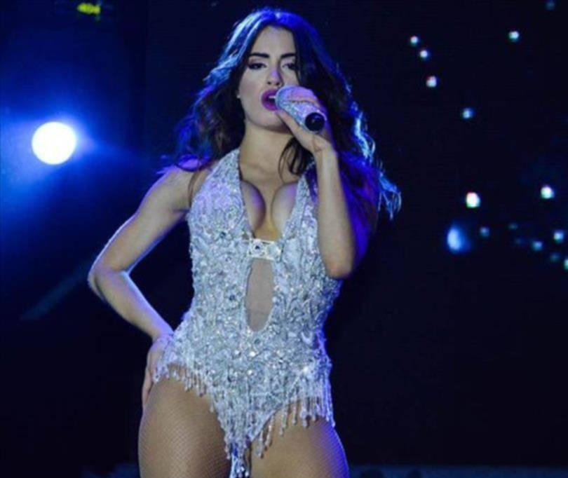 ernestoserrano_'s tweet image. Lali jesus maria 2016 / milei jesus maria 2026

Y su mayor fantasia es un dia ser yo, dijo y no se equivoco