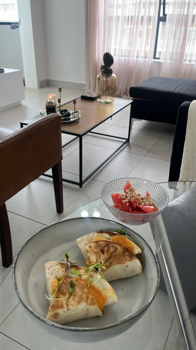 mlinah76's tweet image. Saturday living alone diaries