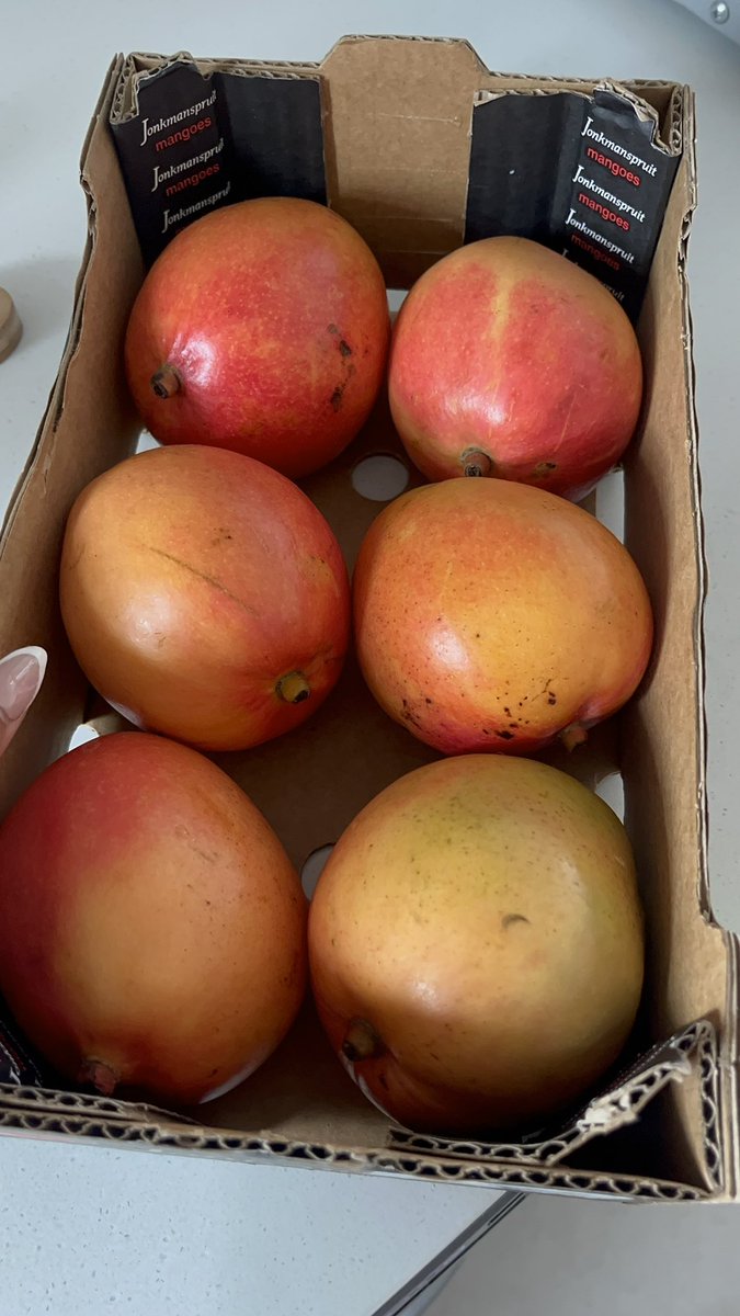 mlinah76's tweet image. Saturday living alone diaries