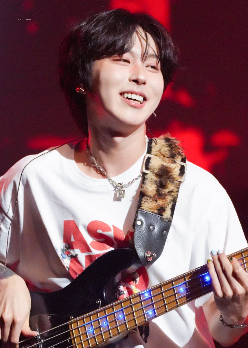 Memory_7iuk's tweet image. D-4💙